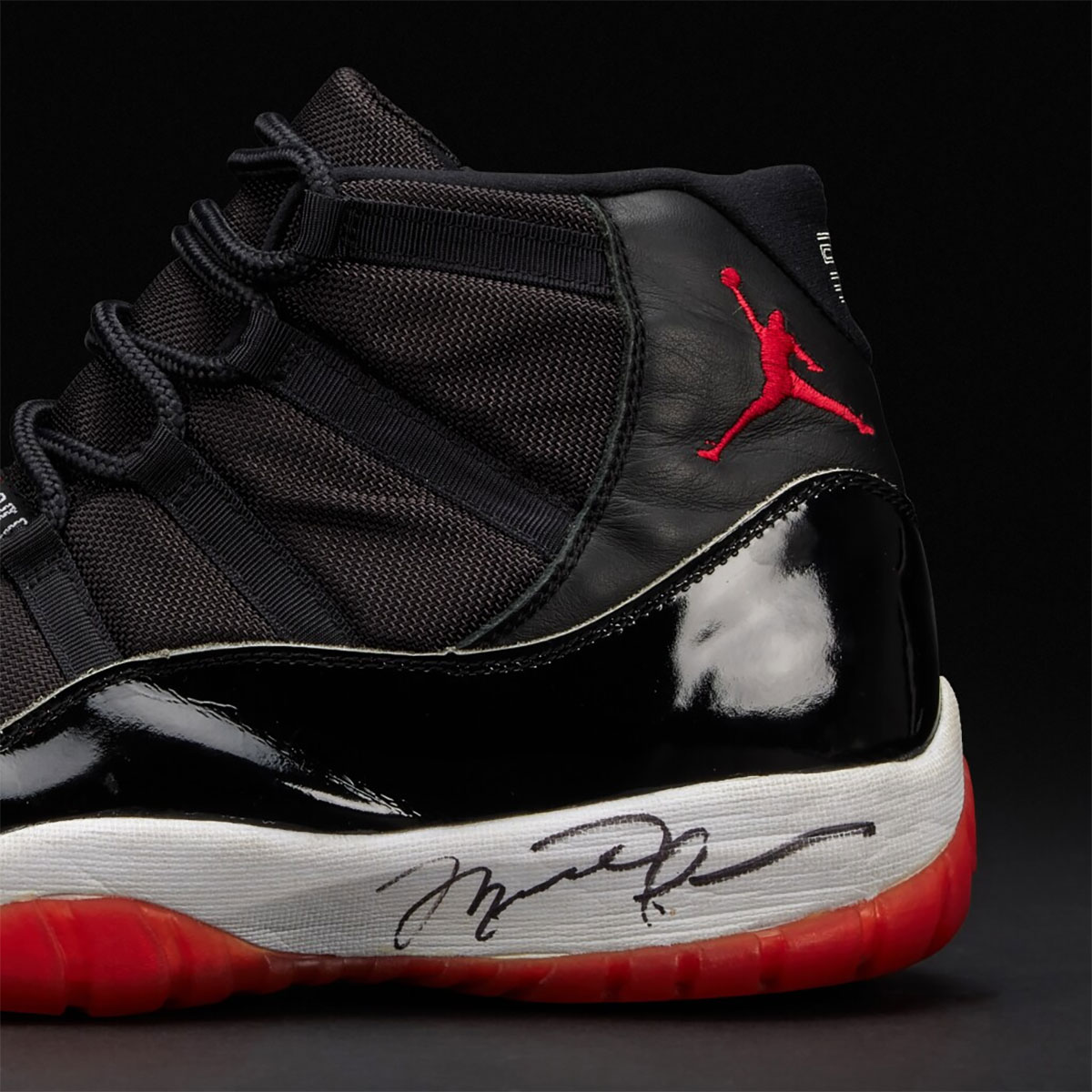 Air Jordan 11 Game Worn Autographed Shoes 1996 Finals Auction 6