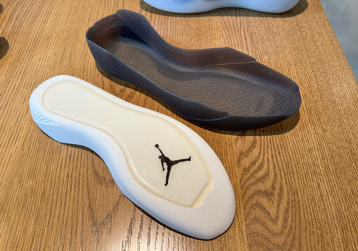 Brand New Air Jordan 12 Retro Nylon Grade School Athletic Cushioning
