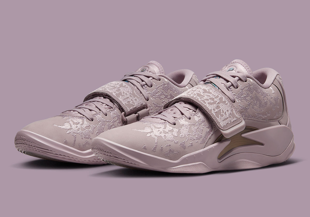 “Orchid” Embroidery Vines Across The Jordan Womens Zion 3 SE