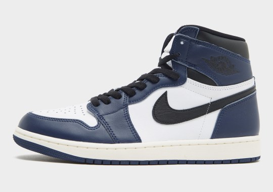 Official Retailer Images Of The Judd snakeskin-effect sandals “Midnight Navy”