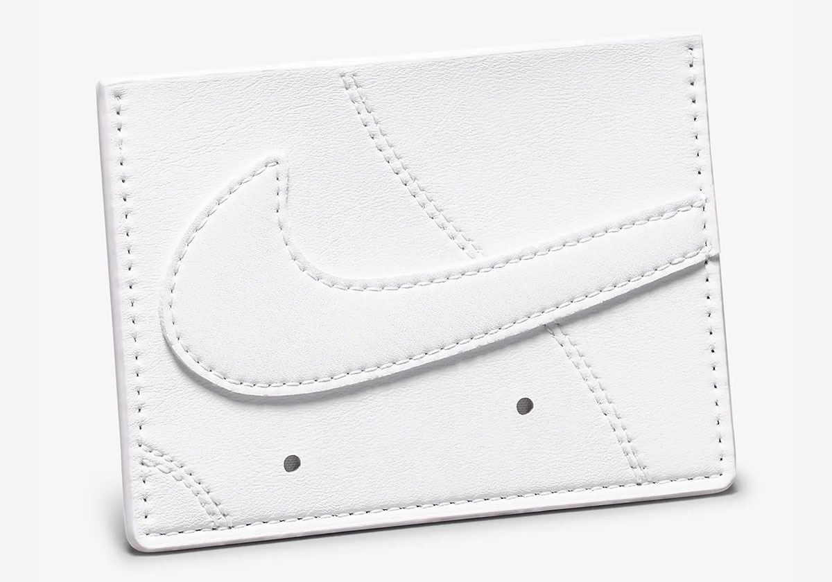 Nike WMNS Air Max Plus Tuned 1 Chrome Wallet Card Case 4 F62999