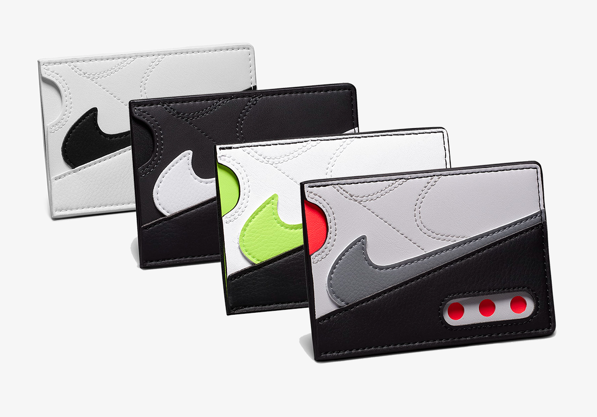 Nike W Nsw Tch Flc Essntl Hr Pnt Wallets Are Available Now