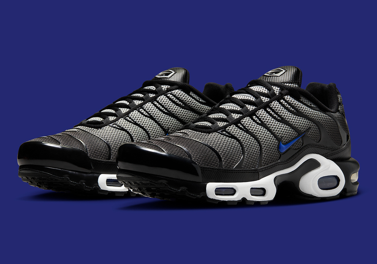 The Nike Air Max Plus Goes Incognito In Stealthy “Anthracite”