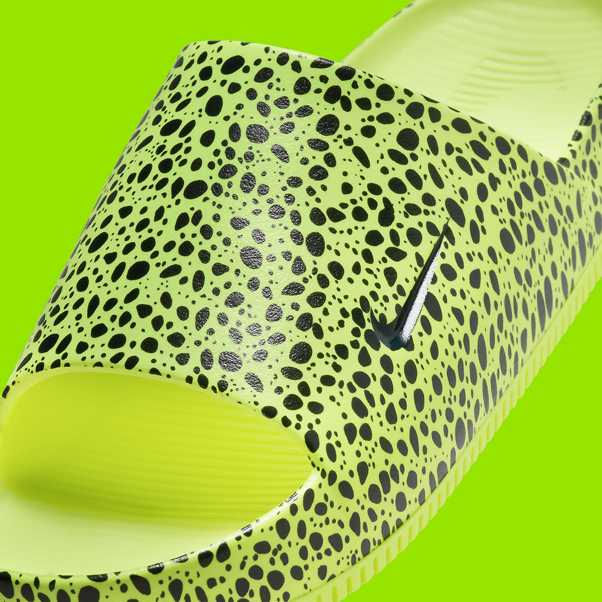 Nike Calm Slide Safari Volt Hf1067 700 5