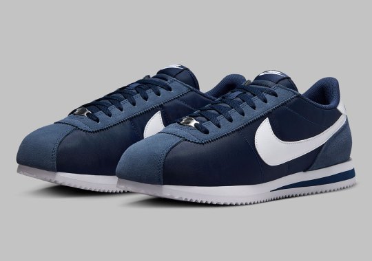The pants nike Cortez “Midnight Navy” Is Available Now