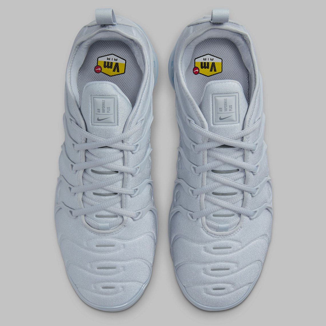 Nike Vapormax Plus  display picture 2