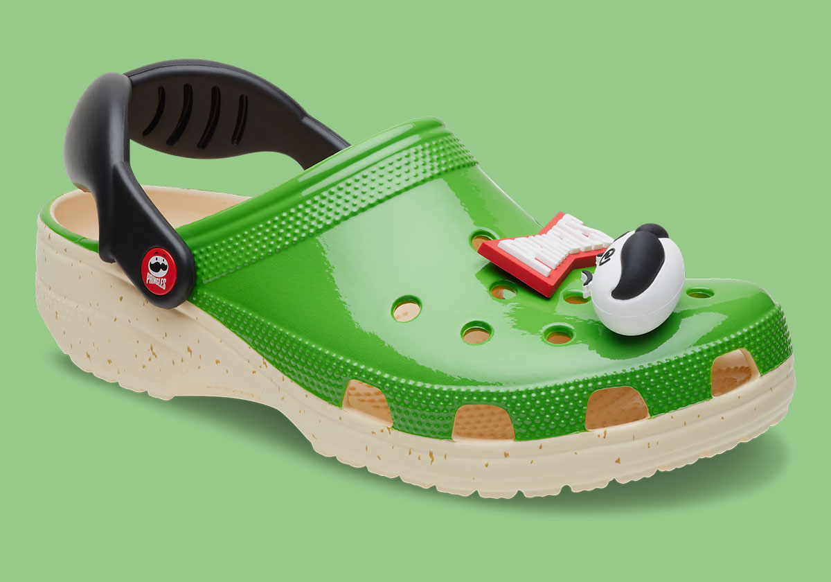 Pringles Crocs Clog Release Date | SneakerNews.com