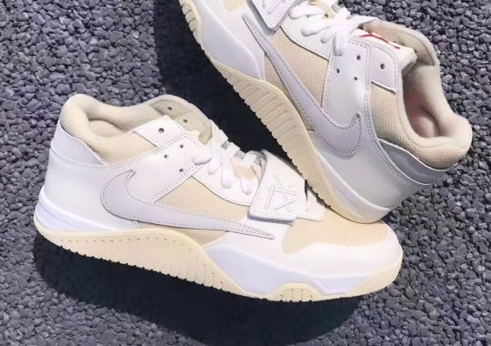 Travis Scott’s adidas couple shoes heart and ankle tattoos girls Emerges In White/Cream