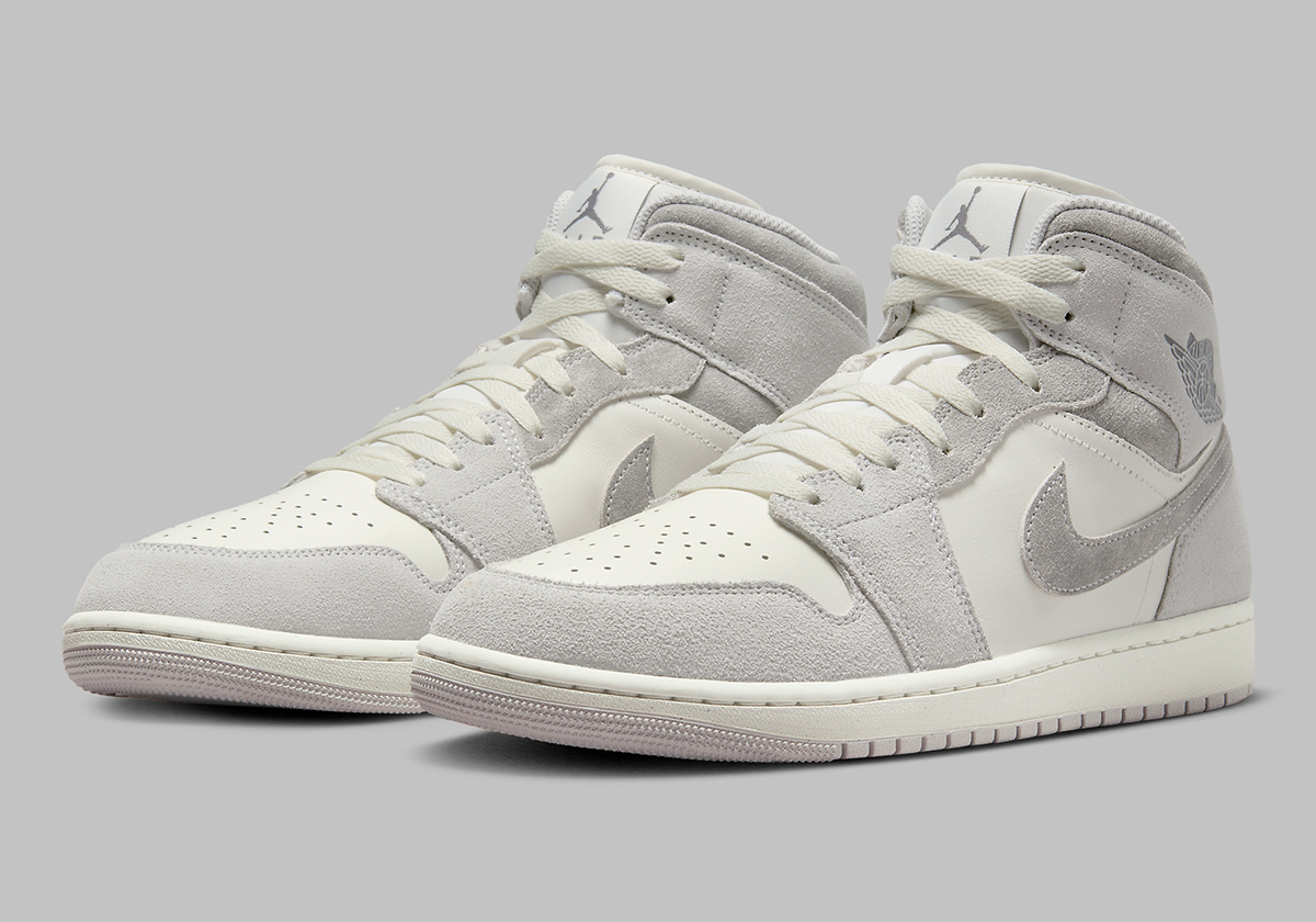 Plush "Neutral Grey" Defines The This Air Jordan 1 Centre Court Features Unfinished Wings Embroidery Mid