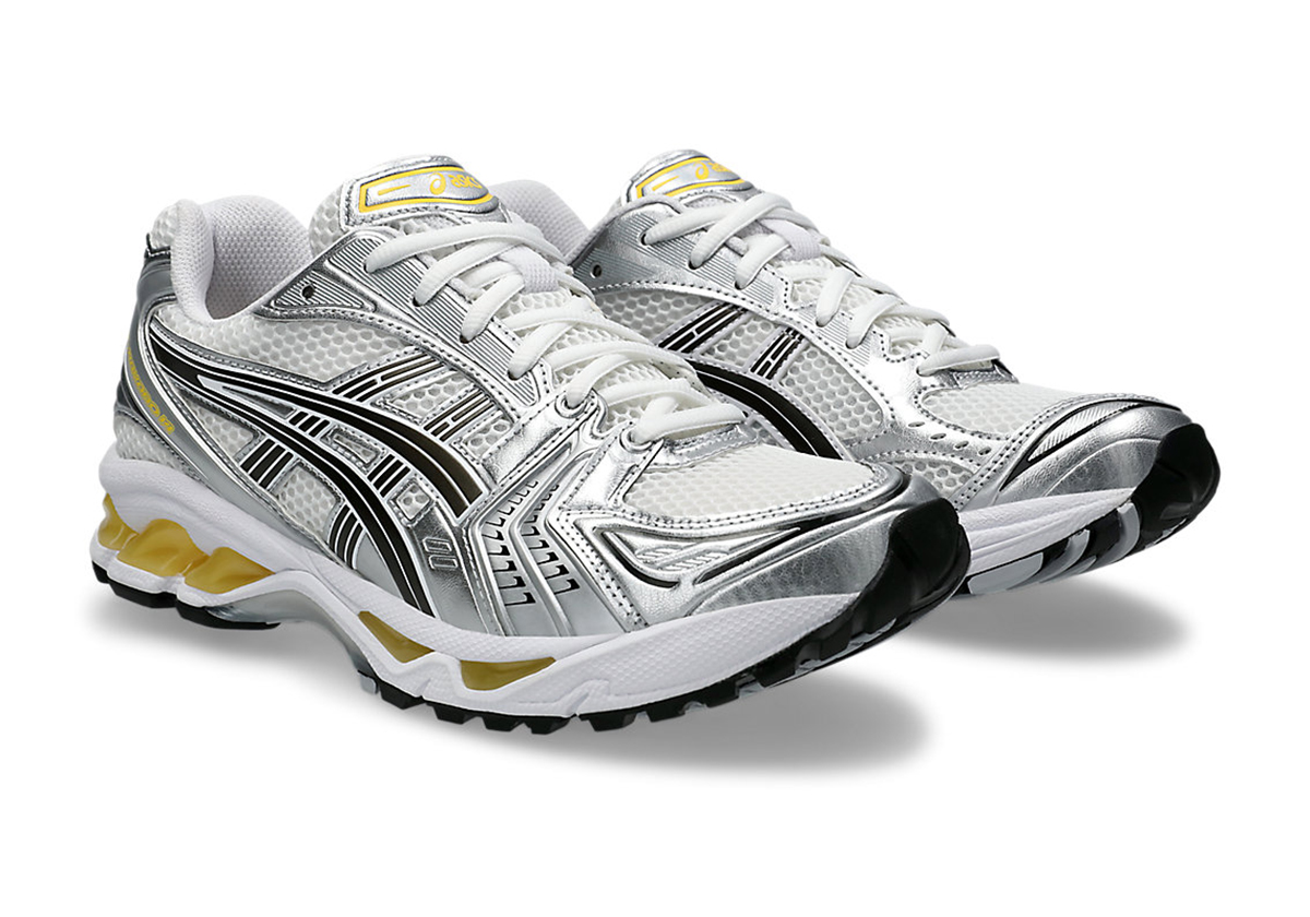 “Tai Chi Yellow” Notes Amplify The ASICS GEL-DS Sky Speed 2