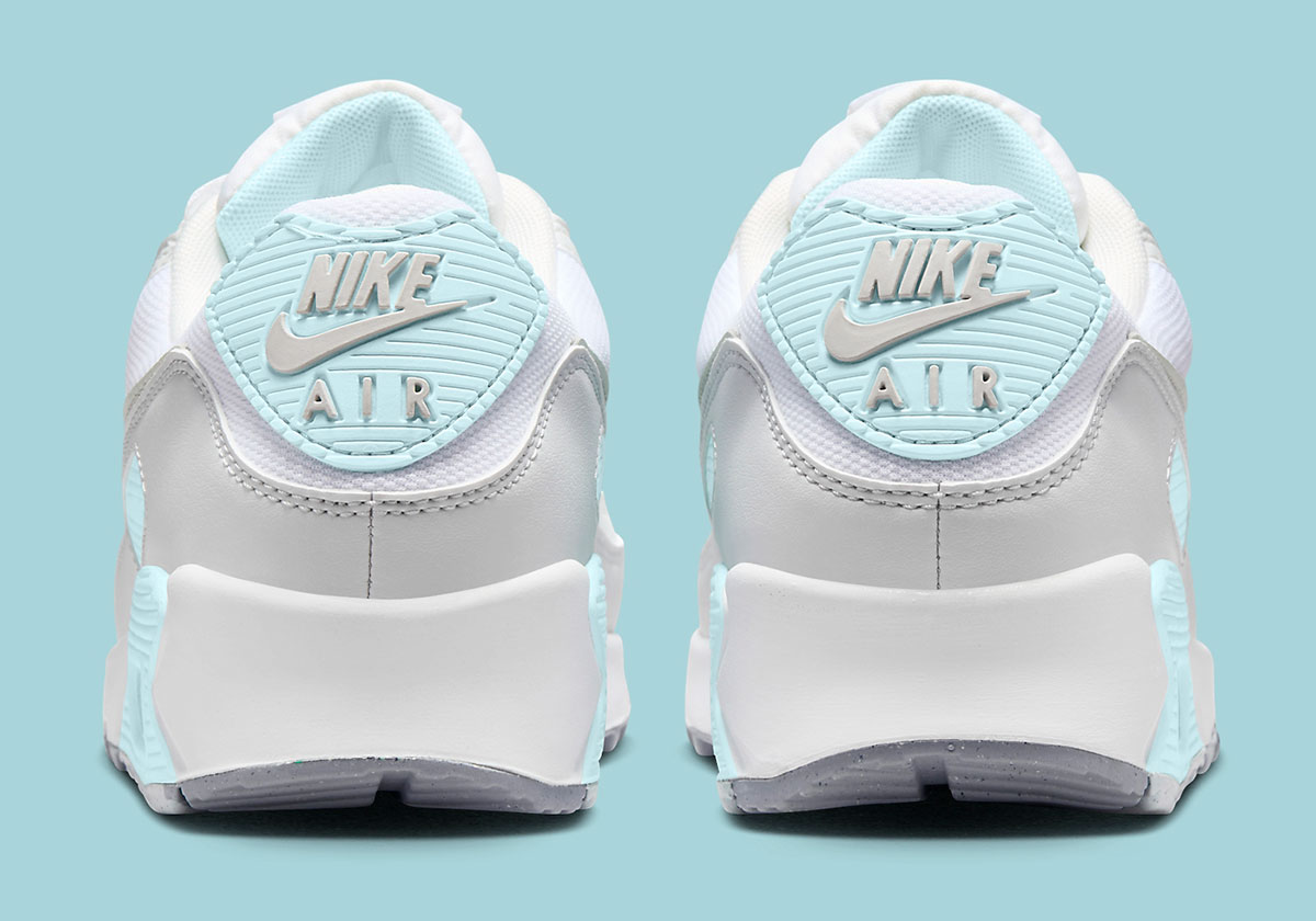 This "Ice Blue" Nike Air Max 90 Sends Chills Down Your Spine