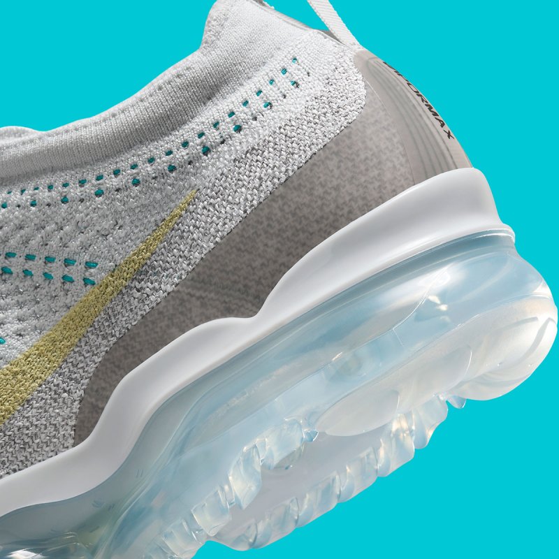 vapormax flyknit dusty cactus