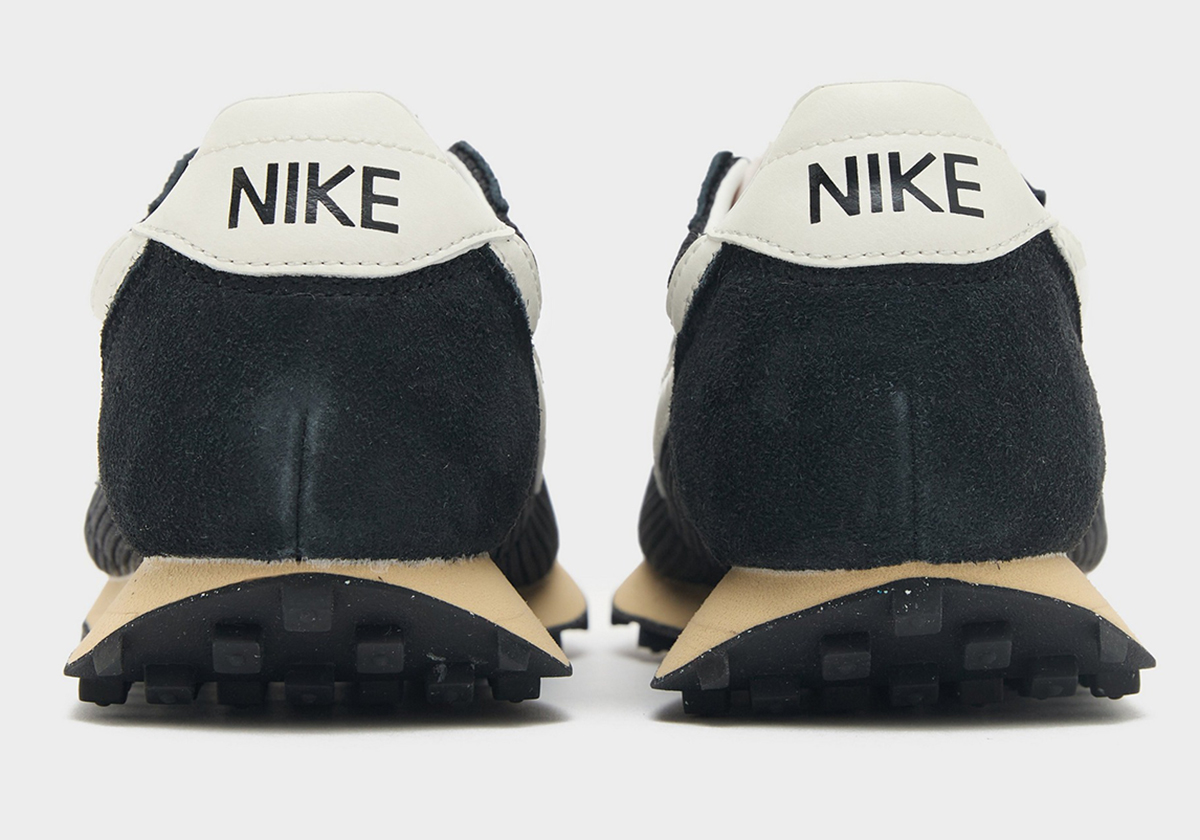 mens nike waffle trainer