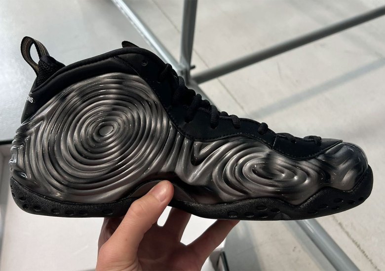 COMME des Garçons x Nike Air Foamposite One June 2024