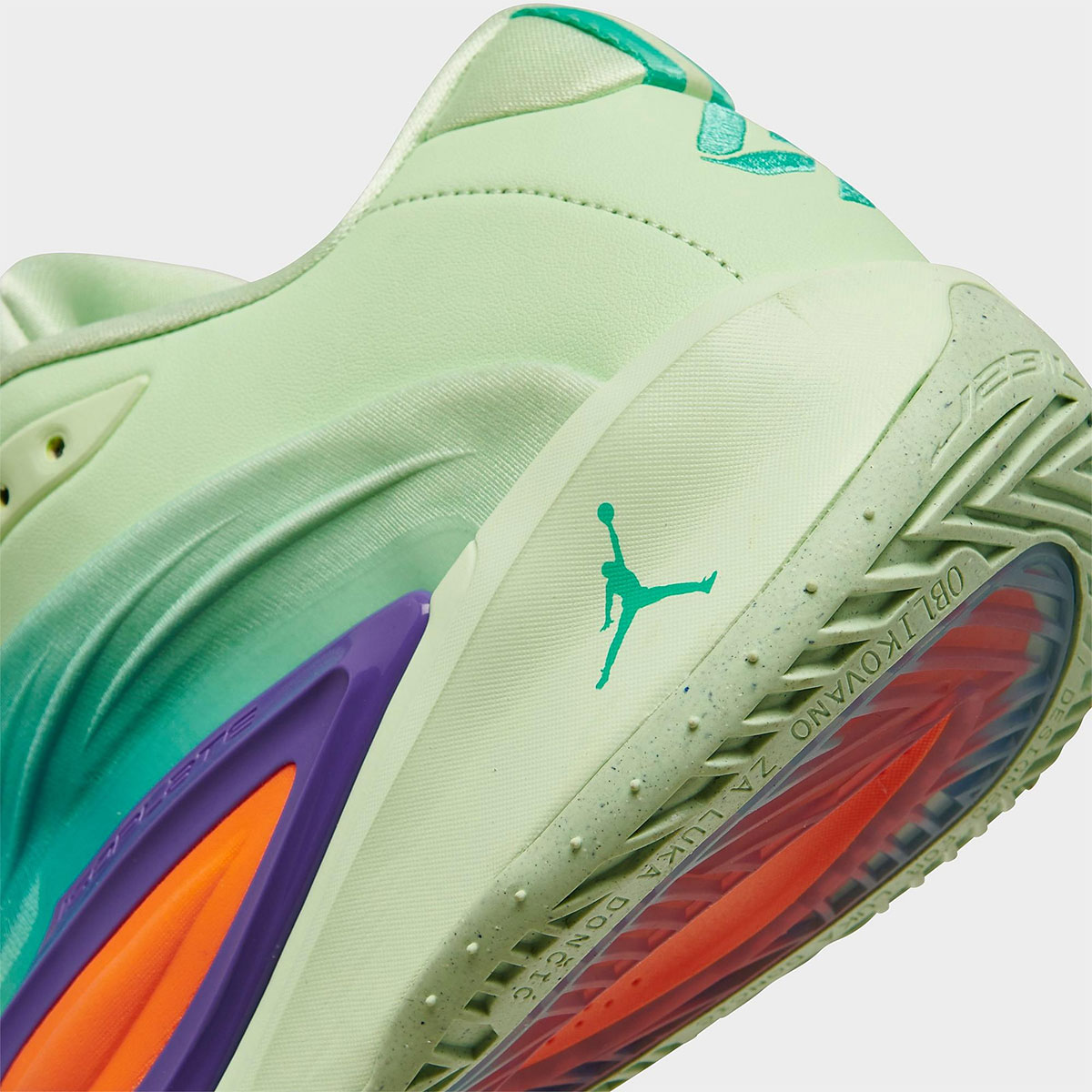 Jordan Luka 3 Vapor Green Hyper Jade Cone Hq4255 300 2