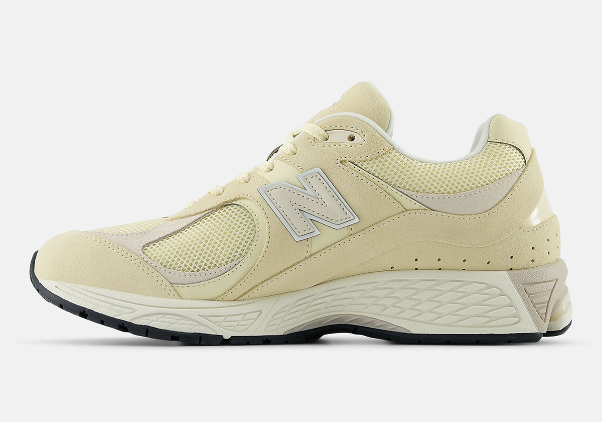 New Balance 2002r Butter Yellow Suede M2002rfi 3