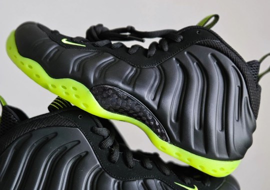 First Look At The womens Nike Air Foamposite One "Black/Volt" Releasing Next Year
