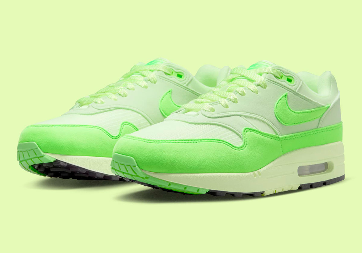 The Nike Air Max 1 Does A “Grinch” Impression