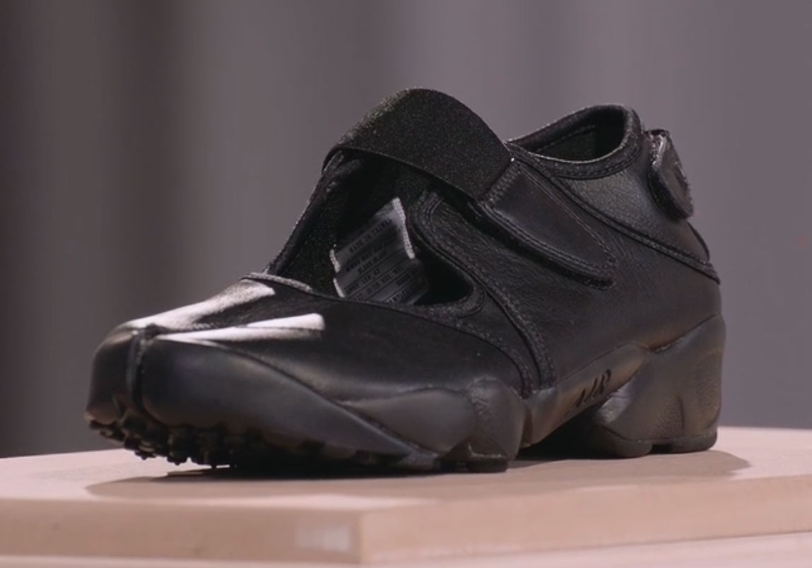 Nike Air Rift Leather Holiday 2024