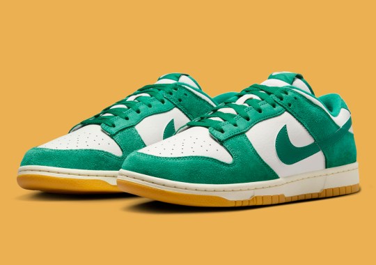 "Malachite" Stars On Another Classic Nike Dunk Low