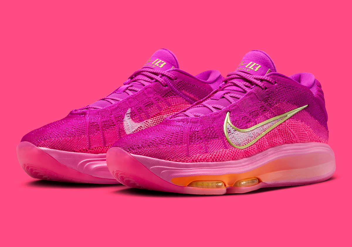 A “Hyper Pink” Gradient Hits The Nike Zoom GT Hustle 3