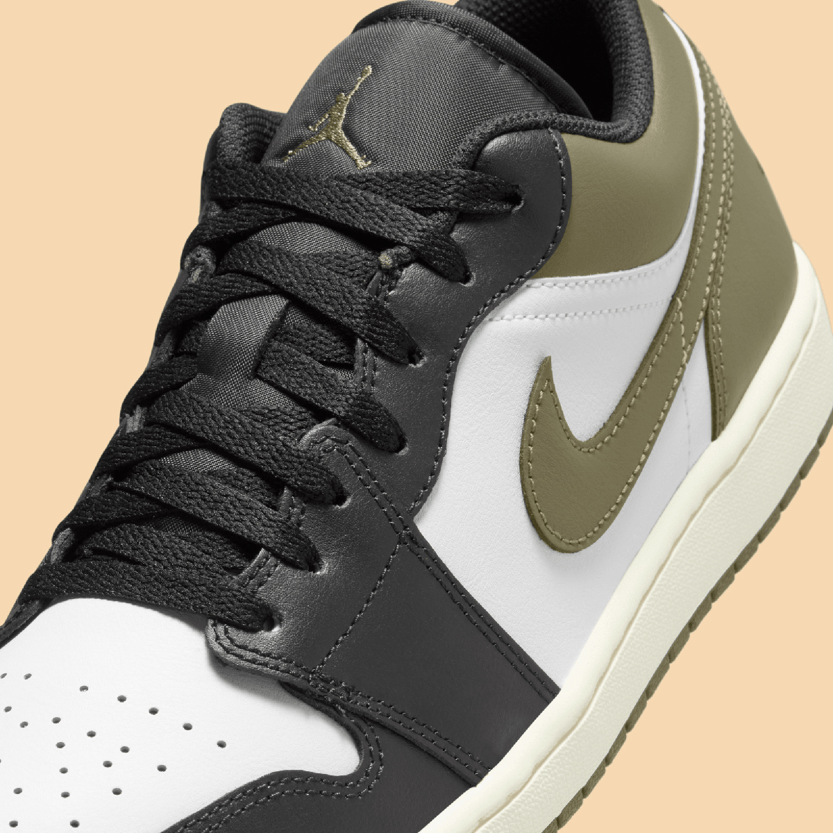 jordan one black toe low