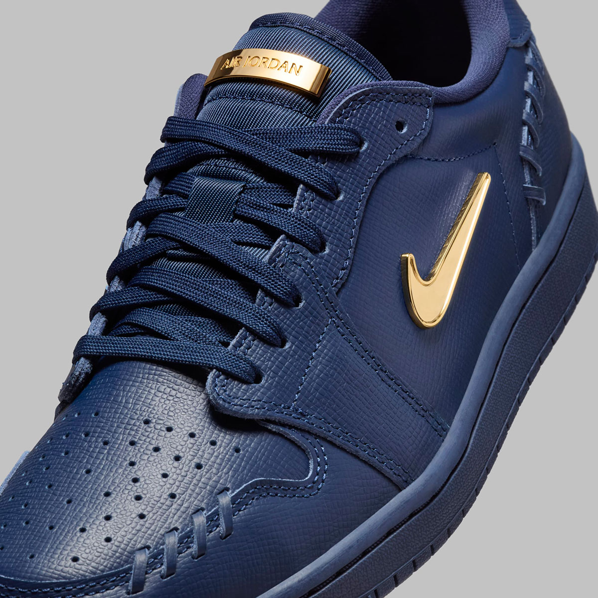 Air Jordan 1 Low Method Of Make Navy Gold Fn5032 400 1