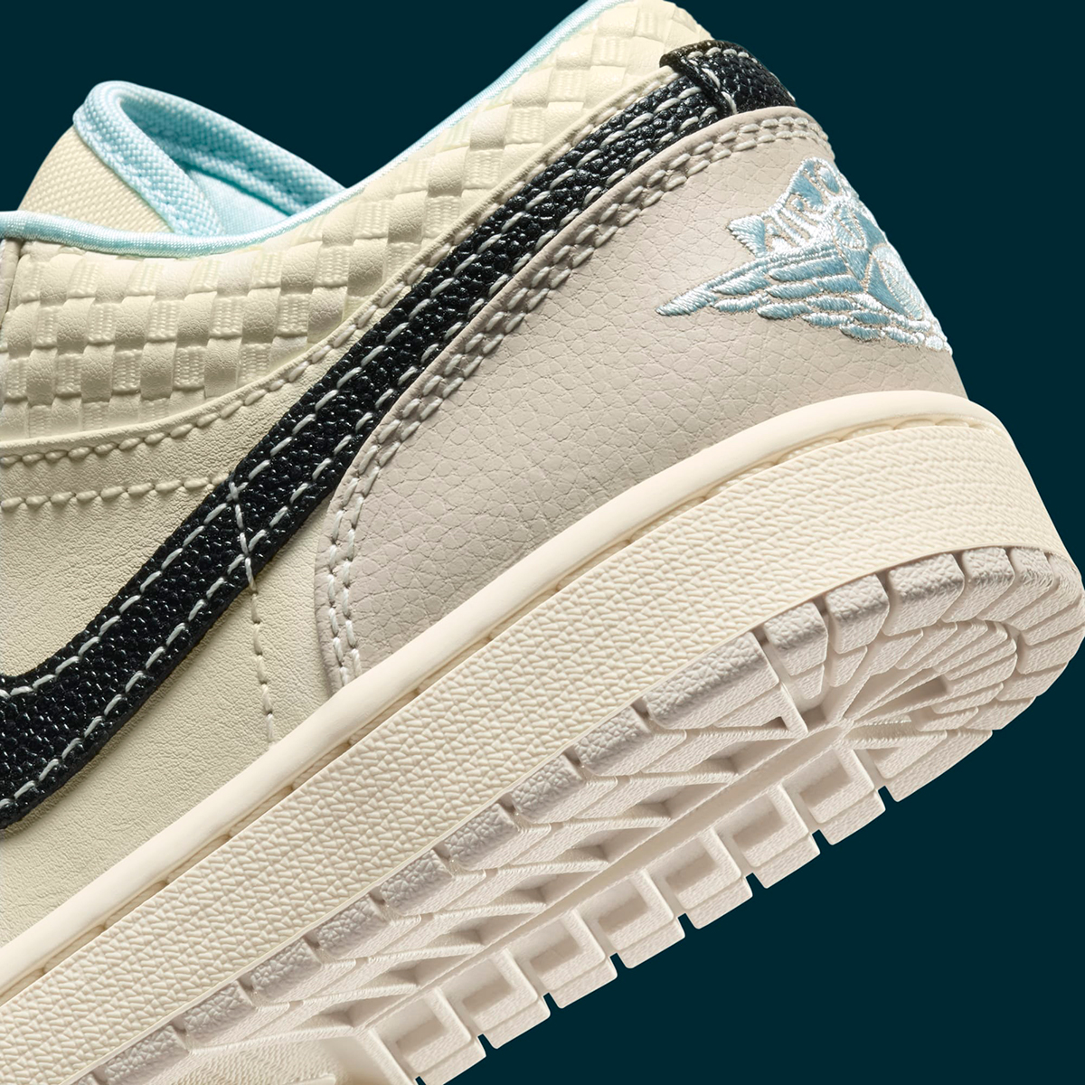 Air Jordan 1 Low Woven Sanddrift Muslin Glacier Blue Hq3440 101 6