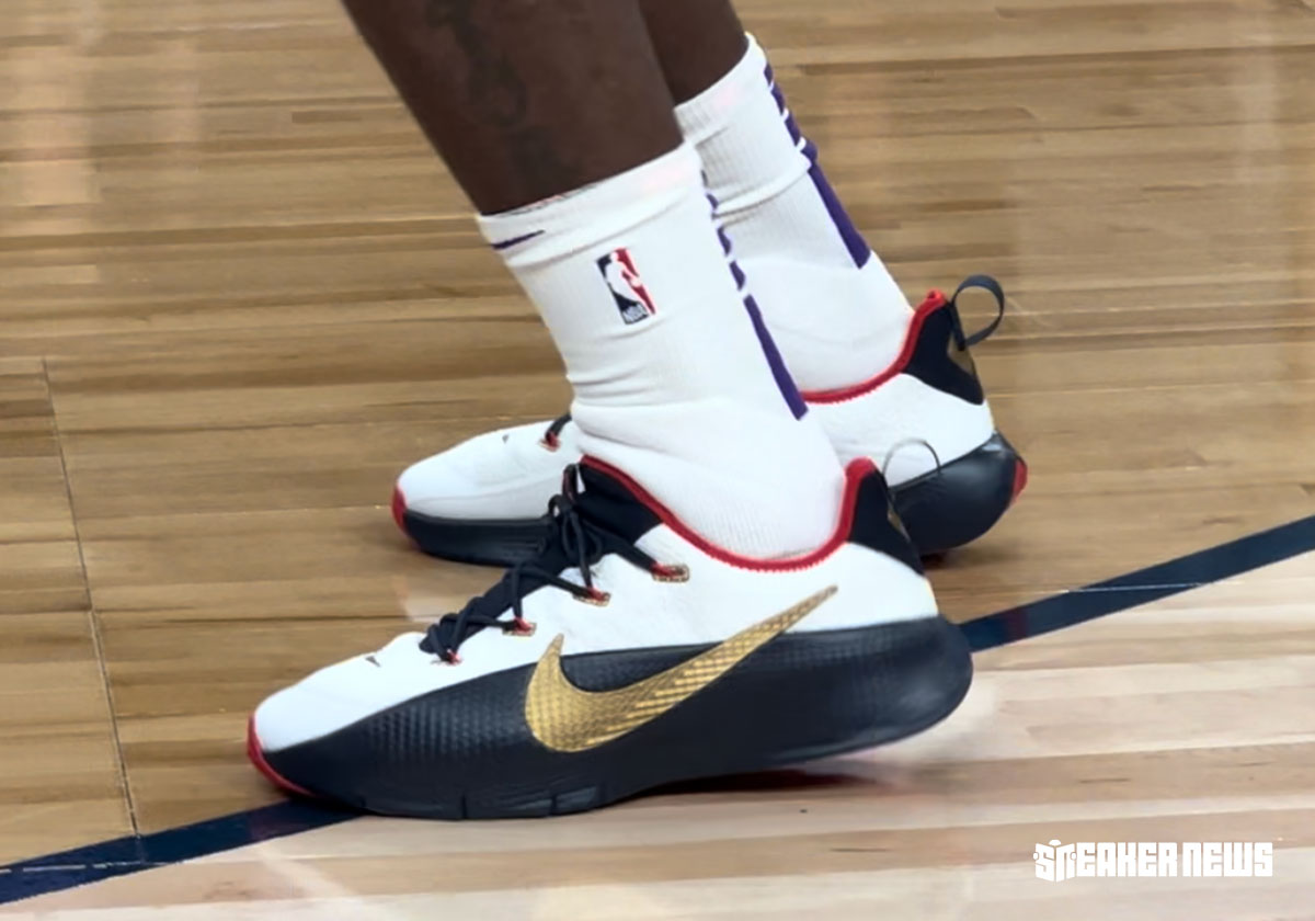 Lebron James Debuts New Nike Basketball Sneaker 1