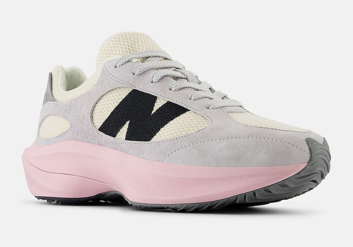 The NewBalance 520 trainers in grey “Mid Century Pink” Is Available Now