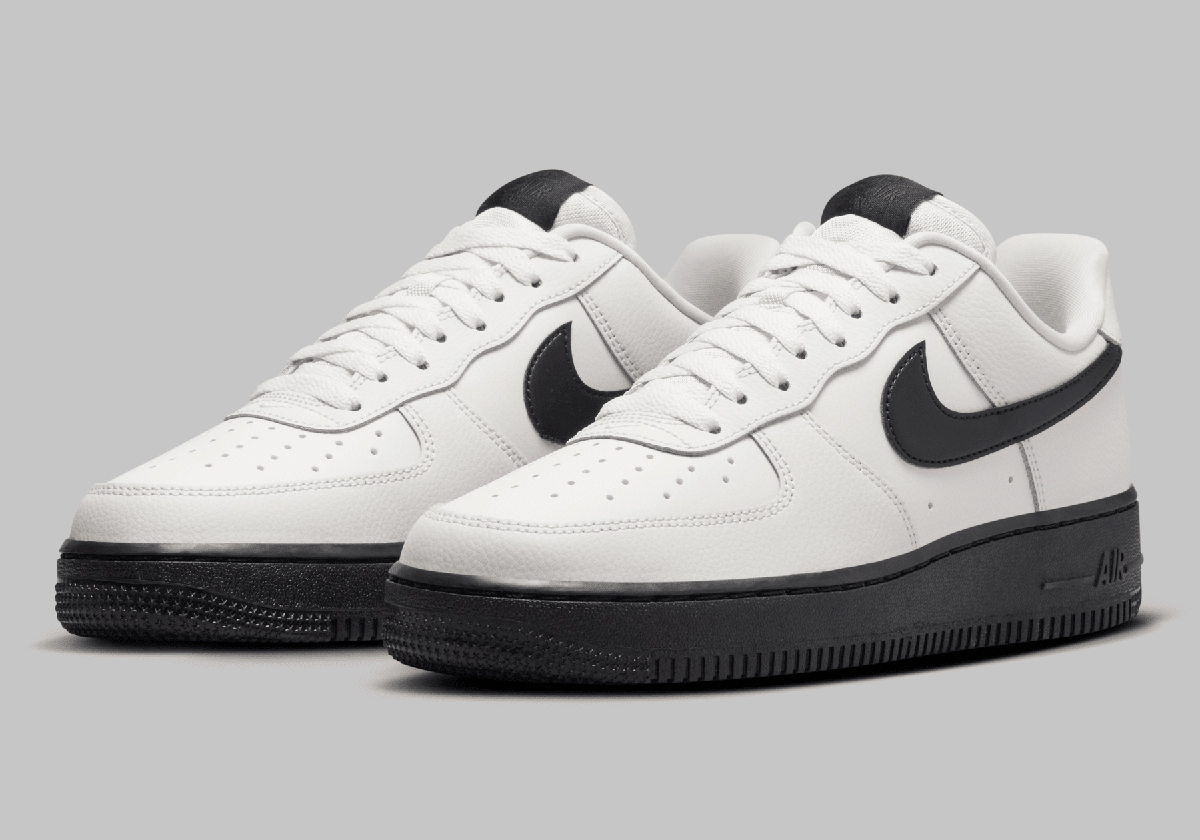 Different Heel Branding Appears On The Air Force 1 Low “Phantom/Black”