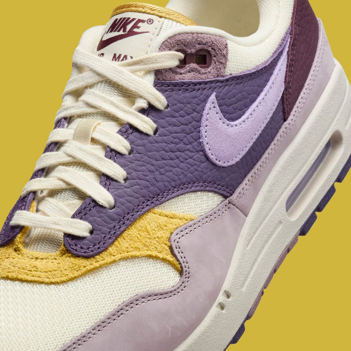 Nike Air Max 1 “Hydrangeas” HQ4051-500 | SneakerNews.com display picture 2