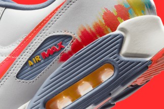 Sound Waves Appear On The Nike Air Max 90