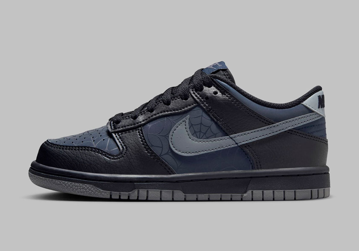 nike kobe Dunk low gs black spider man release date 7