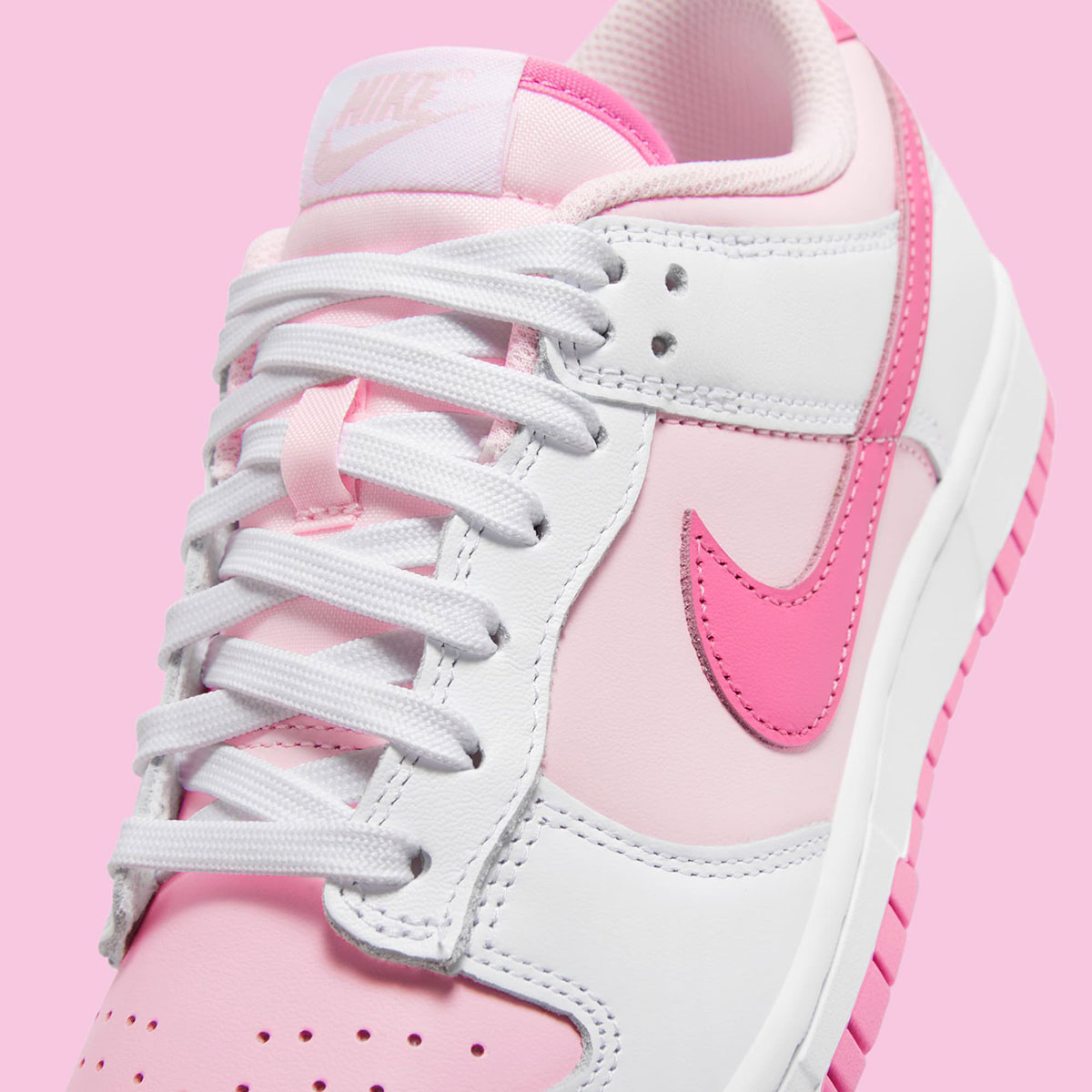 Nike Dunk Low Hyper Pink White Pink Oxford 4