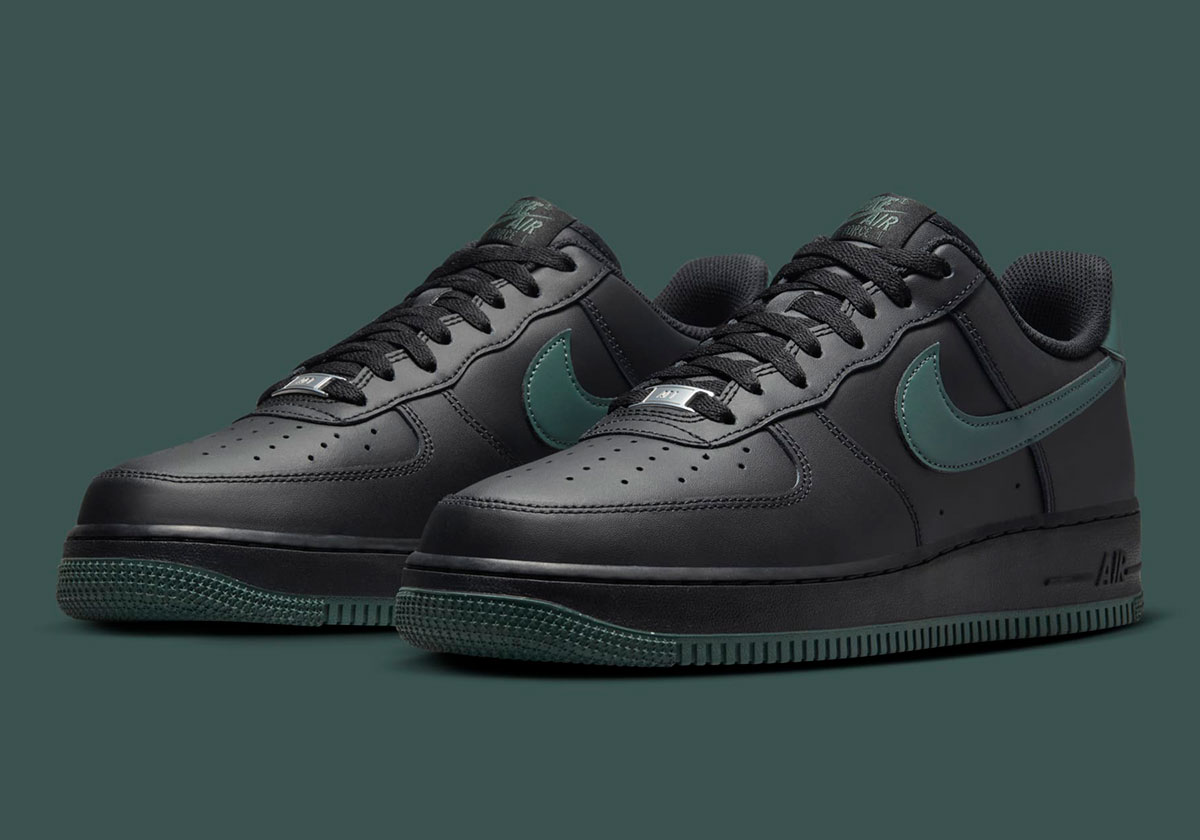 Nike Swatches “Vintage Green” Onto A Black Air Force 1