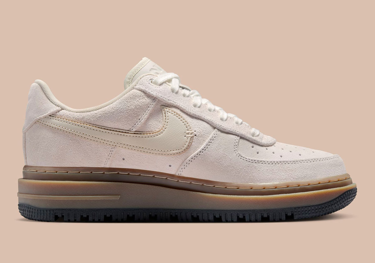 Nike Air Force 1 Low Luxe Hv2531 100 7