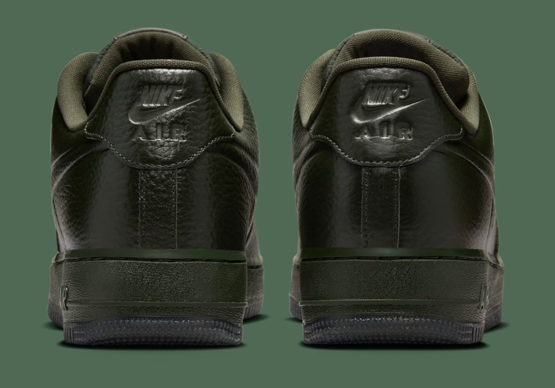 Nike display picture 3