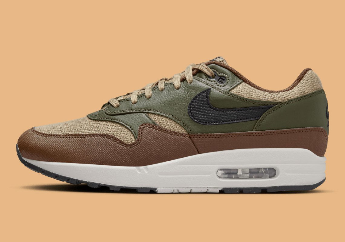 Nike Air Max 1  display picture 3