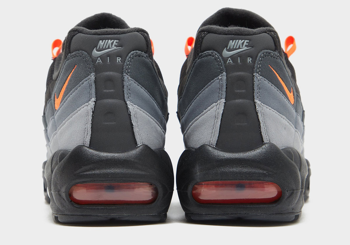 Nike Air Max 95 Black Hyper Crimson Anthracite Smoke Grey Fv4710 002 4