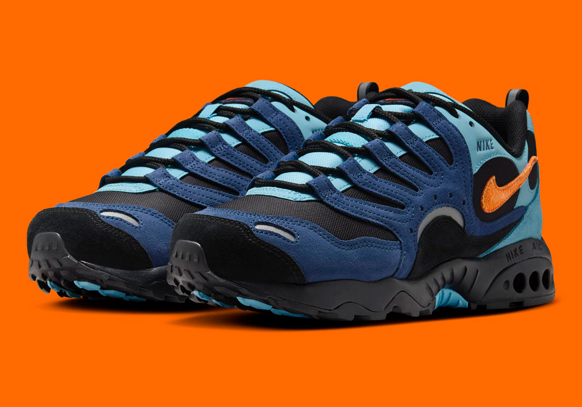 The Nike Air Terra Humara Crashes Back In With “Mystic Navy”