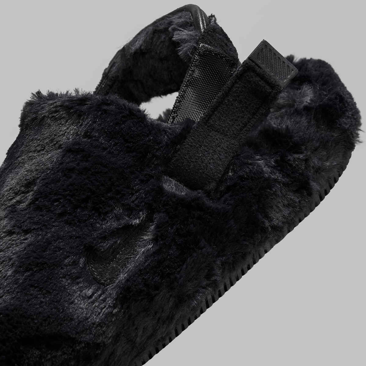 Nike Calm Mule Furry Black 2