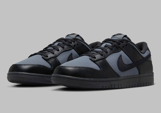 The Nike Dunk Low "Off Noir" Sports Fall-Friendly Materials