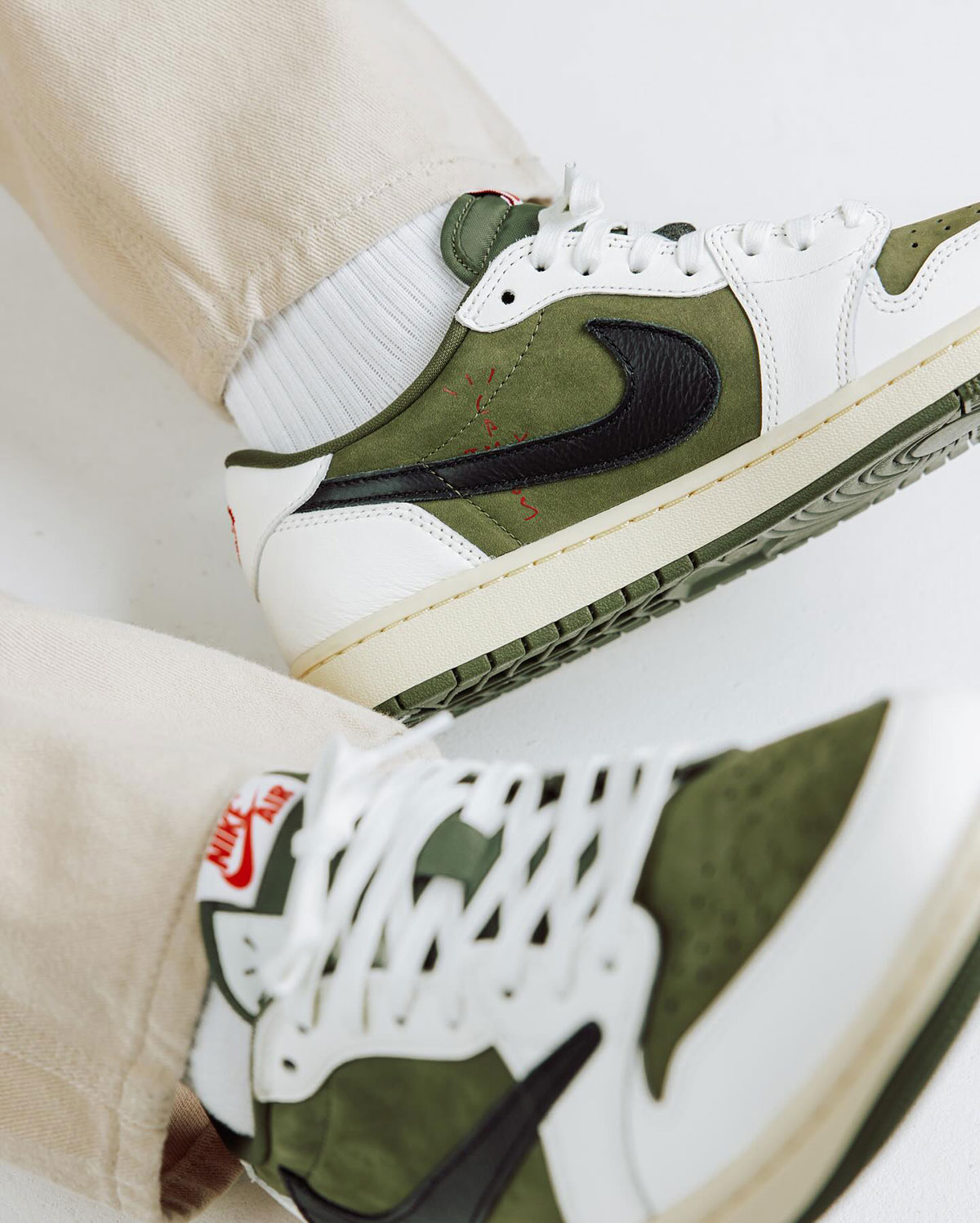 Travis Scott Produkte verschlagwortet mit Air Jordan 1 High Zoom Low Og Sp Medium Olive Dm7866 200 Release Date 2