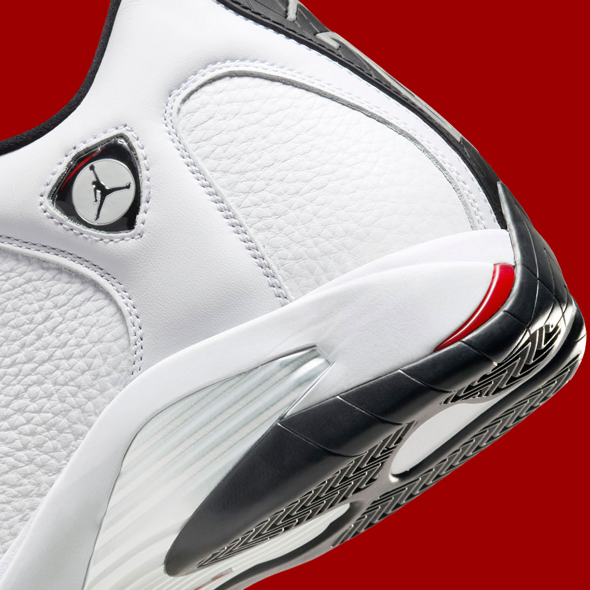 Jordan 14 Black Toe 487471 160 4