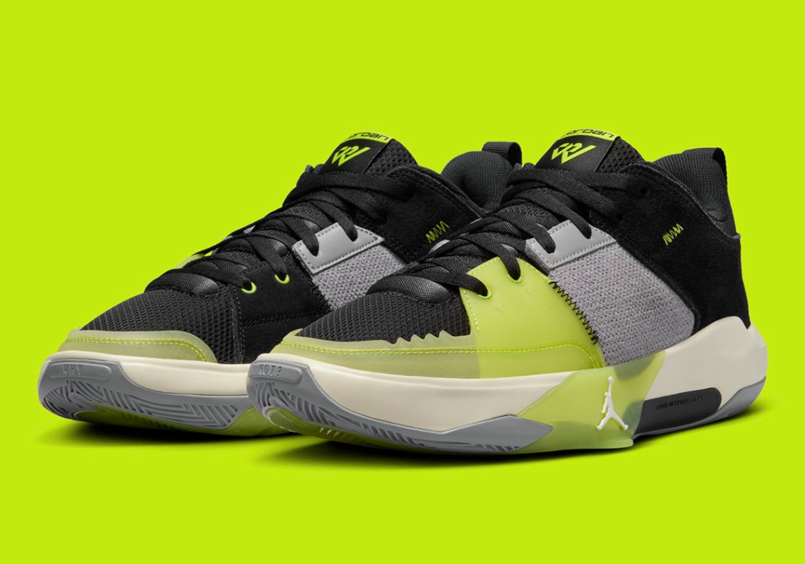 Halloween Jordan One Take 5 FD2335-003 | SneakerNews.com display picture 3