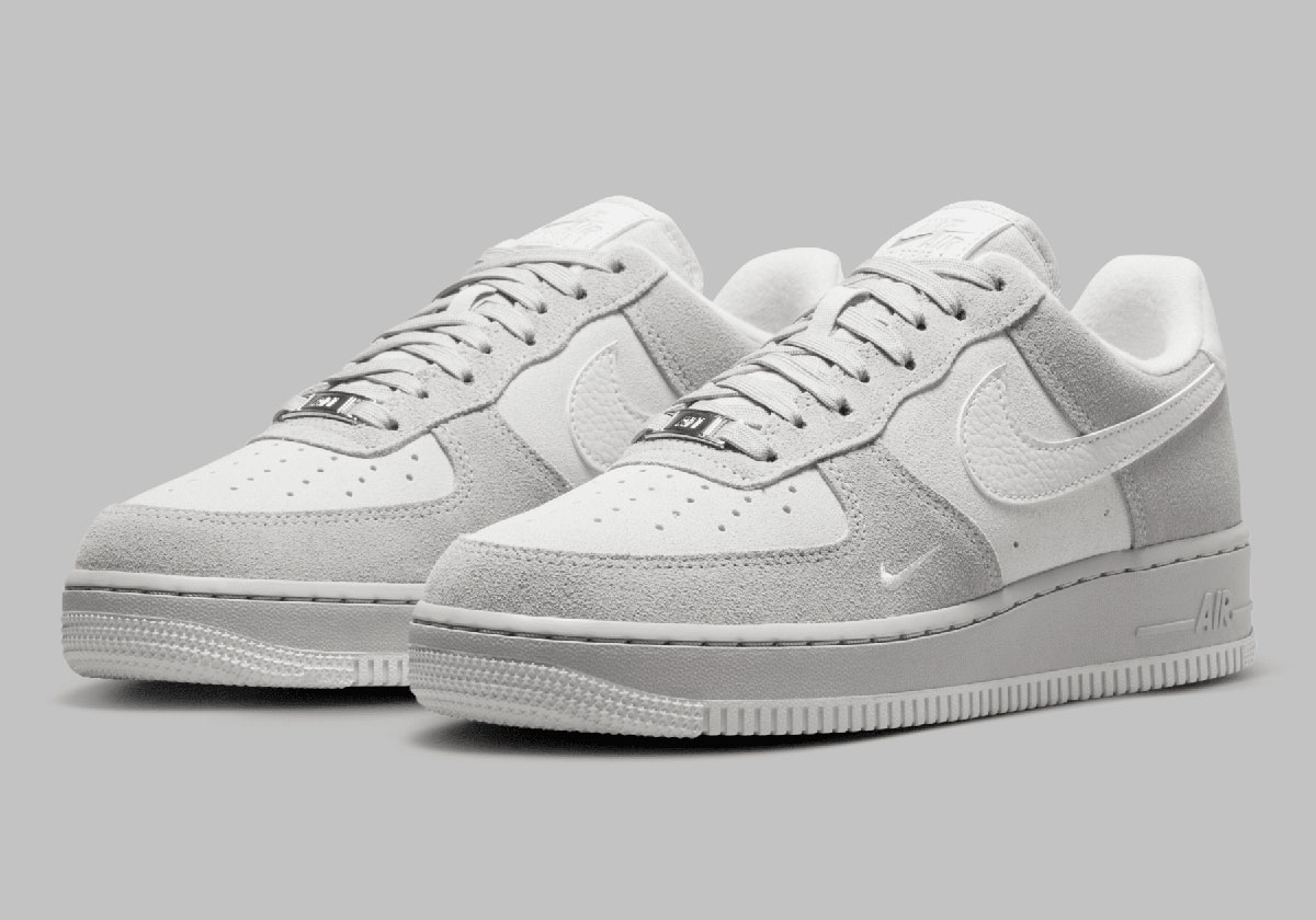 Air force silver swoosh online