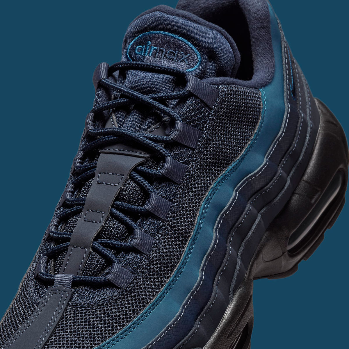 Nike Air Max 95 Obsidian Black Harbor Blue Hq3825 001 1