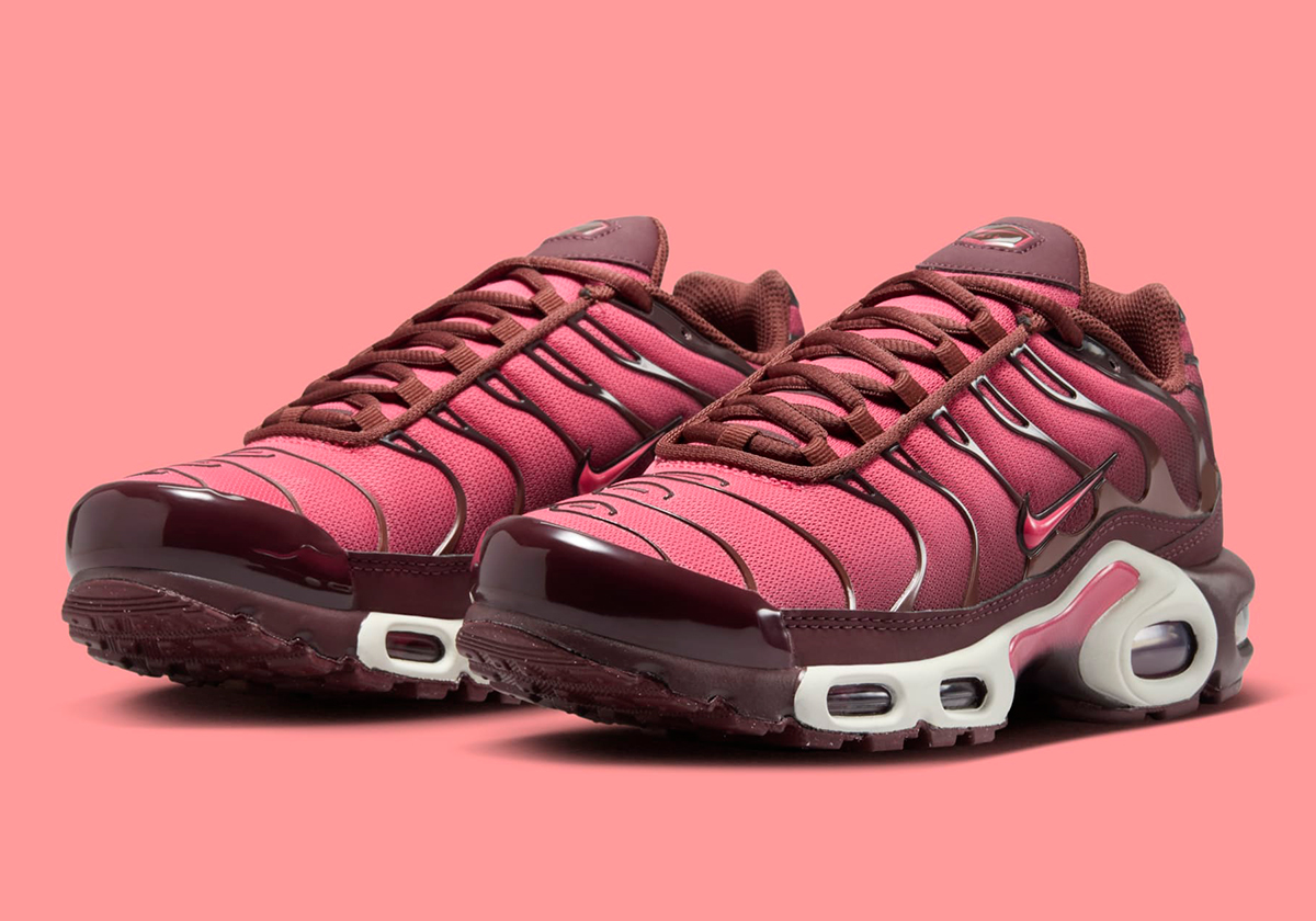 Nike Air Max Plus Burgundy Crush Aster Pink HQ4048 600 SneakerNews