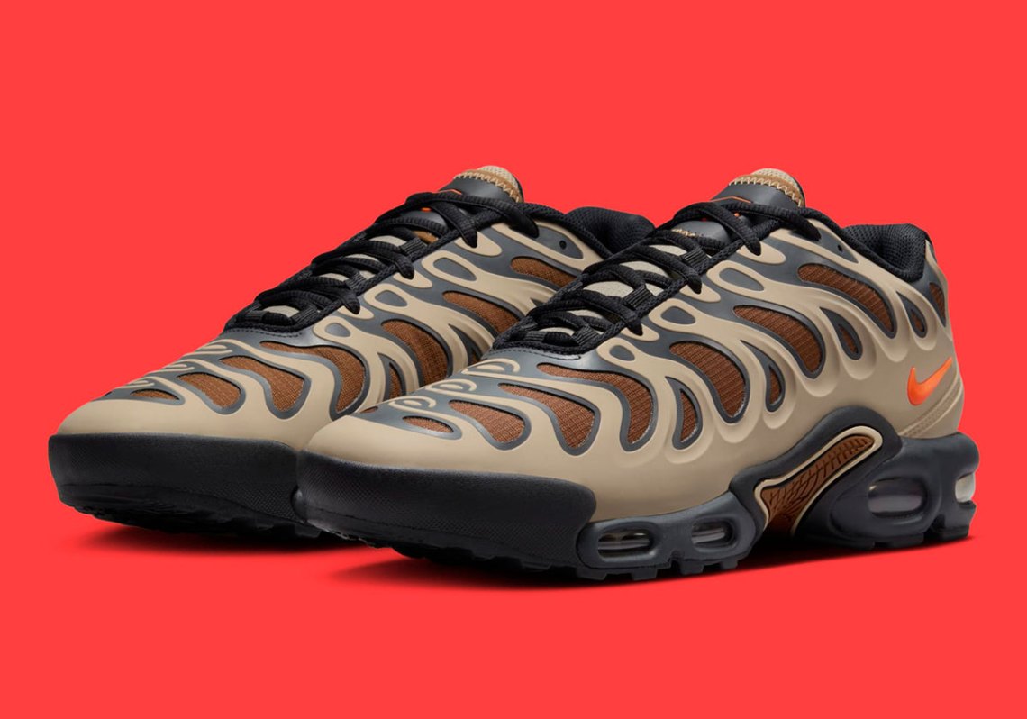 nike air max plus drift khaki hyper crimson dark smoke grey fz3041 200 9